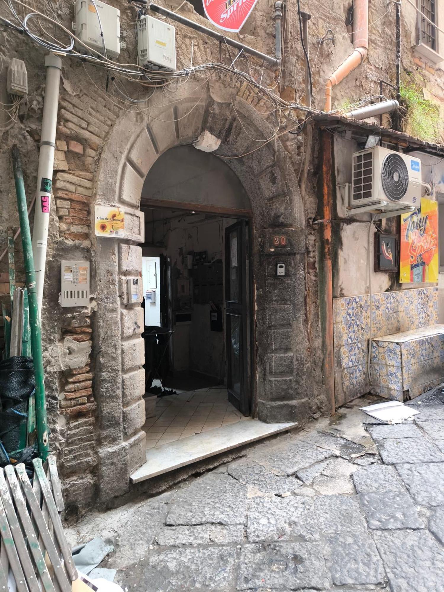 דירות נאפולי Casa Del Girasole מראה חיצוני תמונה
