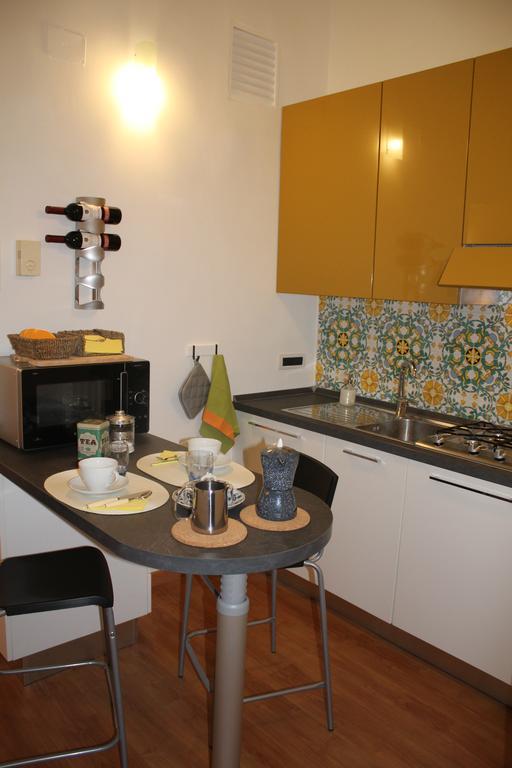 דירות נאפולי Casa Del Girasole מראה חיצוני תמונה